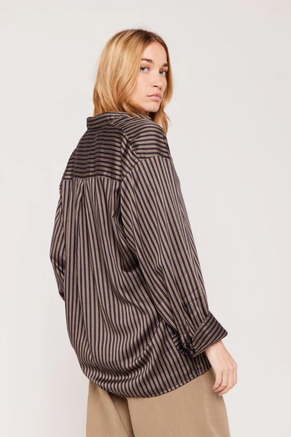 Ellen Camel shirt