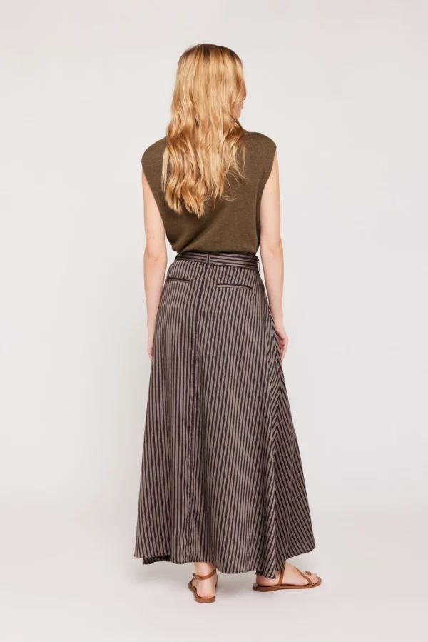 Enolan Camel skirt