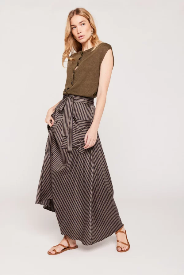 Enolan Camel skirt
