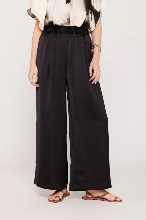 Blow trousers