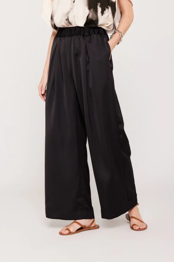 Blow trousers