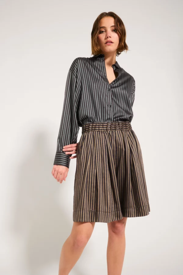 Bermuda shorts Emi Camel